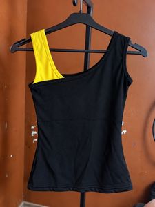 Graphic Print One-Shoulder Tank Top