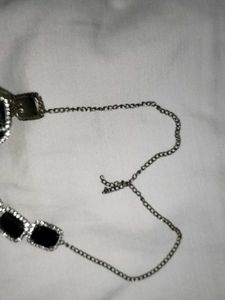 Elegant Black &amp; Crystal Necklace