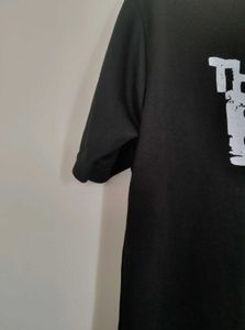 lightweight Graphic Tee - Black