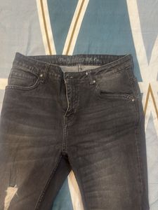 Stylish Ripped Grey Jeans for Women