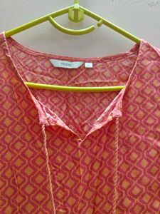 Floral Print Top- size xl