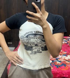 Graphic Print Raglan T-Shirt