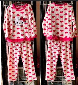Hello Kitty Pajama Set