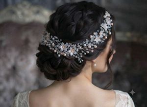 Elegant Floral Bridal Hairpiece