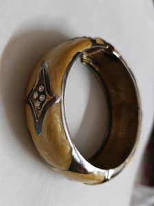 Chic Enamel & Crystal Bangle Bracelet