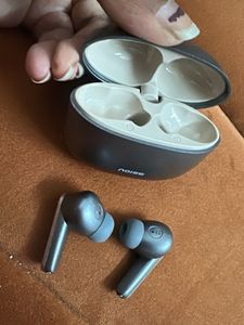 Noise Wireless Earbuds Charging Case