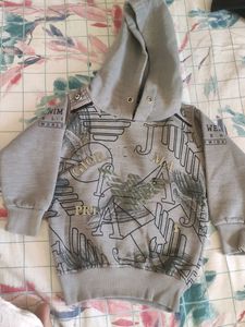 Sweat Shirt With Hoodie