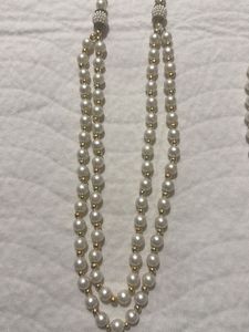 Elegant Pearl Necklace Set