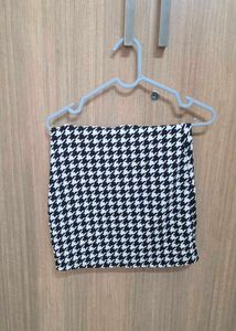 Houndstooth Mini Skirt