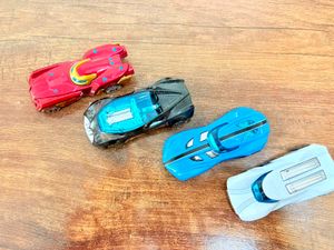 Set of 4 cars