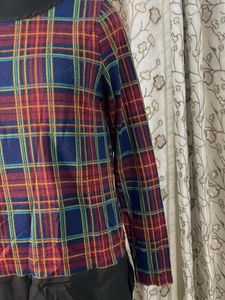 Chic Plaid Long Sleeve Top