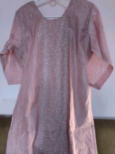 Elegant Pink Embroidered Kurta