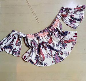 Boho Off-Shoulder Paisley Print Top