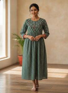 Long green jaipuri print kurta