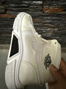 White Laces Shoes