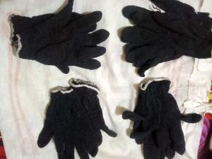 Warm Black Gloves
