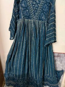 gown