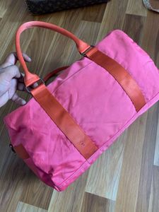 🌸 AspenSport Vibrant Pink &amp; Orange Duffel Bag 🌸