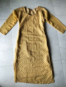 Elegant Yellow Embroidered Kurta