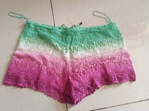 Ombre Crochet Lace Shorts
