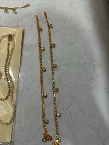 Elegant Pearl &amp; Stone Maang Tikka