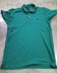boys Green Polo T-Shirt..