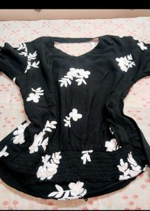 black crop top