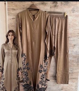 Kurta Set Floral Print without buttons