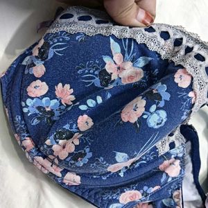 Blue Floral 🤎🤎Bra with Lace Trim