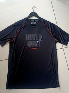 Men's "Never Quit" Athletic T-Shirt