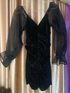 Elegant Black Sheer Sleeve Dress