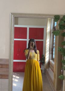 Elegant Yellow Ethnic Gown