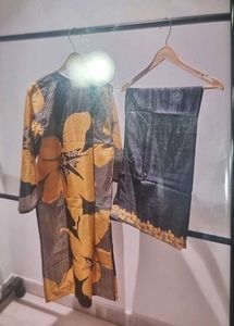 Bold Floral Print Kurta Set