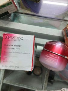 Shiseido Essential Energy Hydrating Day Cream