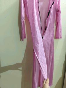 Elegant Pink Kurta with Zipper Detail