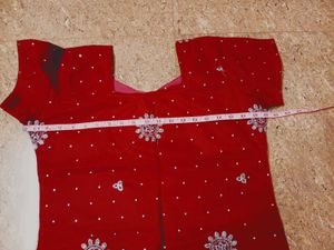 Newly Stitched 40 Size Kurti Set
