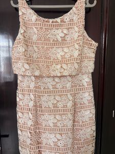 Elegant Lace Sheath Dress