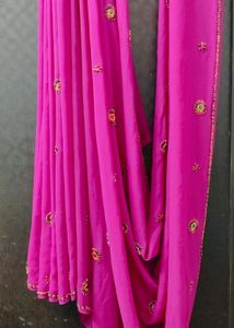 Price Drop 💥 Magenta Saree With Heavy Stone Work!