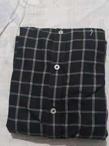 Men's Slim Fit Checked Shirt