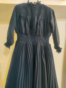 Elegant  Pleated Midi Dress