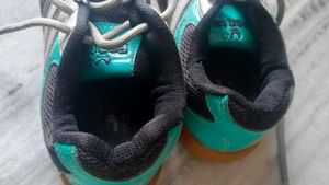 Sports Shoes