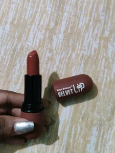 Kiss Beauty Velvet Lip Lipstick Nude Shade