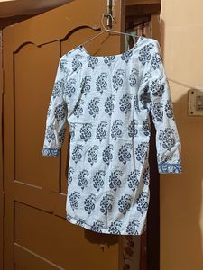 white short kurti