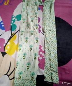 Tranding Off White Dress