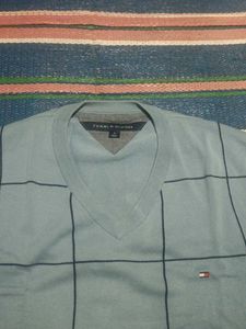 V neck sweater by Tommy Hilfiger
