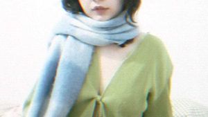 Green bell long sleeve front tie top
