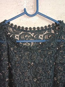 Trendy See-through Lace Top Black 🖤