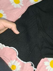 Ribbed Black Crop Top