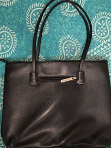 Lino Perros Chic Black Tote Bag