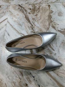 Corsica Pumps